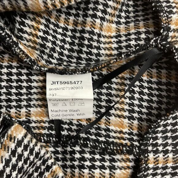 Shein Houndstooth Mini Skirt Size XS NWOT - Picture 5 of 6